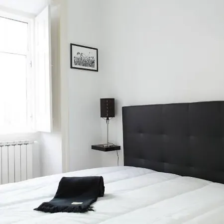 Apartment The Encounter: Our Cozy Green Terrace